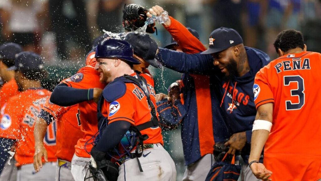 MLB - Santa's magic works from day one with a stunning historic no-hitter.