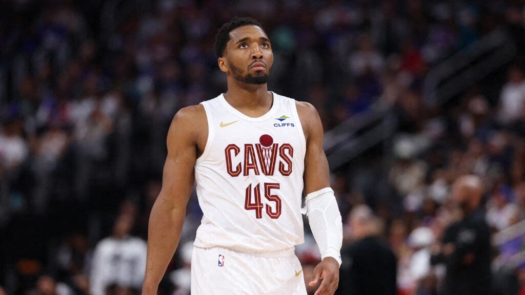 NBA: Donovan Mitchell signs $273 million, four-year deal with the Cavaliers