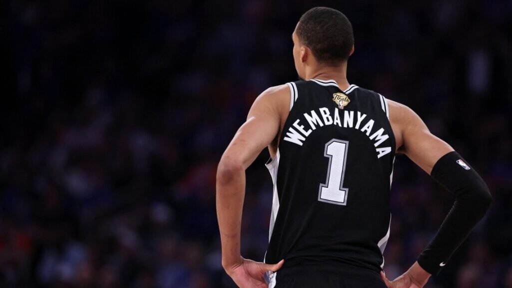 NBA : Victor Wembanyama extends with the Spurs for five more years !