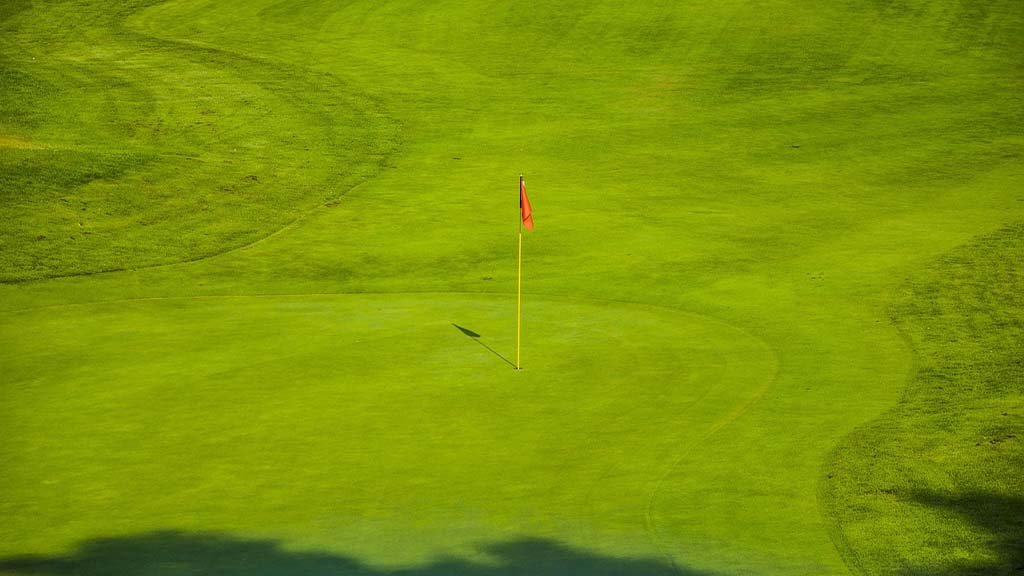 Golfer lines up a putt during the AIG Women's Open at Royal Lytham